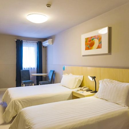 Jinjiang Inn Shenyang Zhongshan Square Medical University First Hospital מראה חיצוני תמונה
